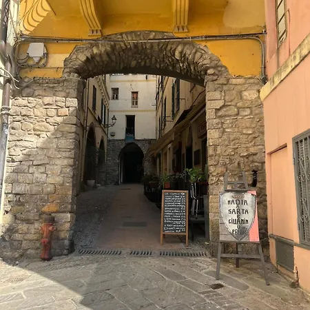 La Perla,4 Persone Centro Storico Apartment