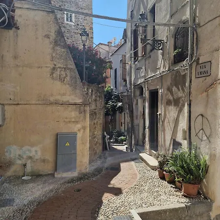 Apartment La Perla,4 Persone Centro Storico