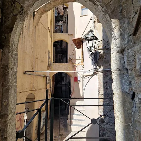 Apartment La Perla,4 Persone Centro Storico Sanremo