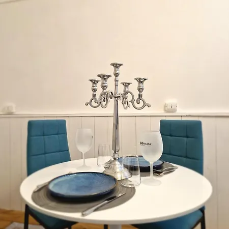 Apartment La Perla,4 Persone Centro Storico *