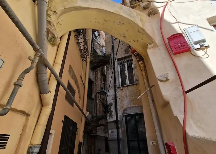 La Perla,4 Persone Centro Storico Apartment