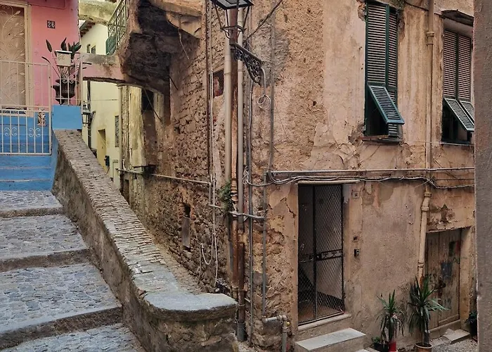 La Perla,4 Persone Centro Storico Sanremo